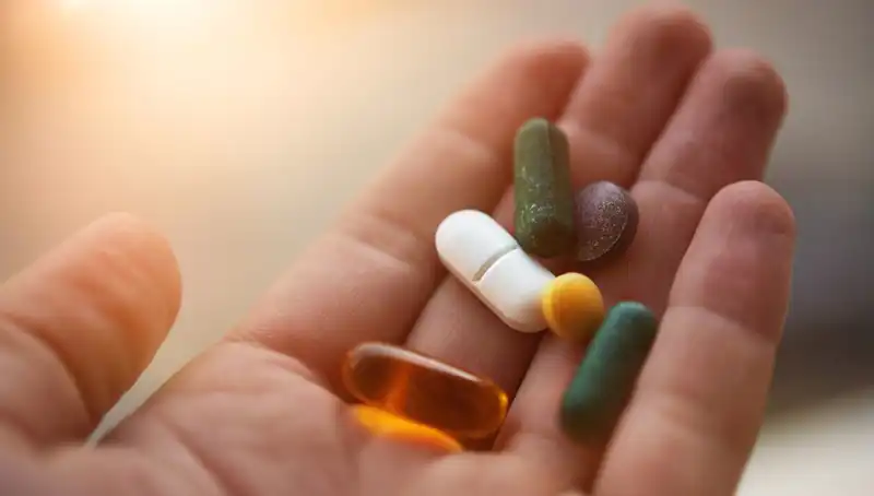 Vitamin Takviyeleri Sağlığı Tehdit Edebiliyor: Bir Hastanın Hikayesi