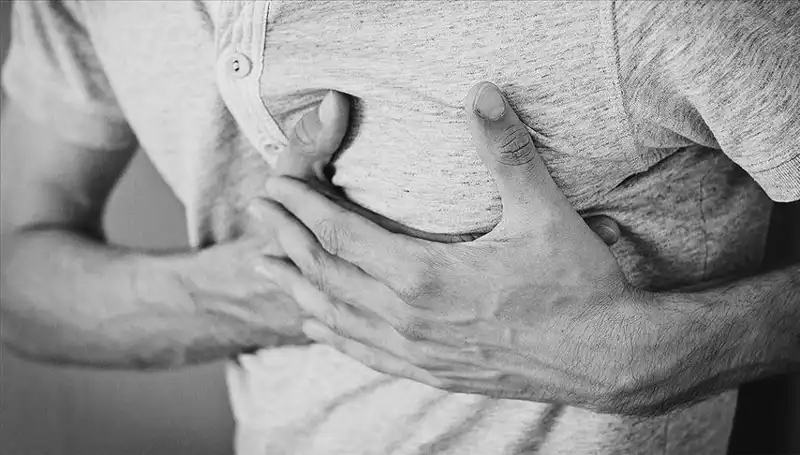 Covid-19 Aşısı ve Kalp Krizi İlişkisi: Yeni Araştırmalar Neyi Gösteriyor?
