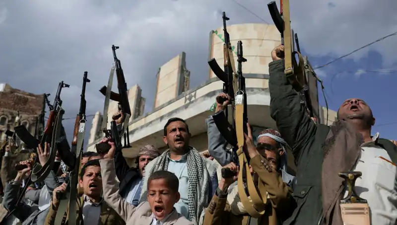Yemen'de Husiler Güçlenen Askeri Faaliyetler Eşliğinde ABD'yi Hedef Alıyor