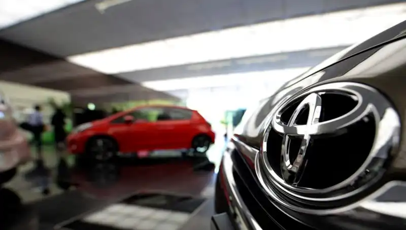 Toyota'nın Gizemli SUV'sinin Ertelenmesi: Bekleyiş Büyüyor!