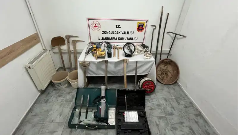 Çaycuma'da Gizli Kazı Operasyonu: 5 Kişi Tutuklandı!