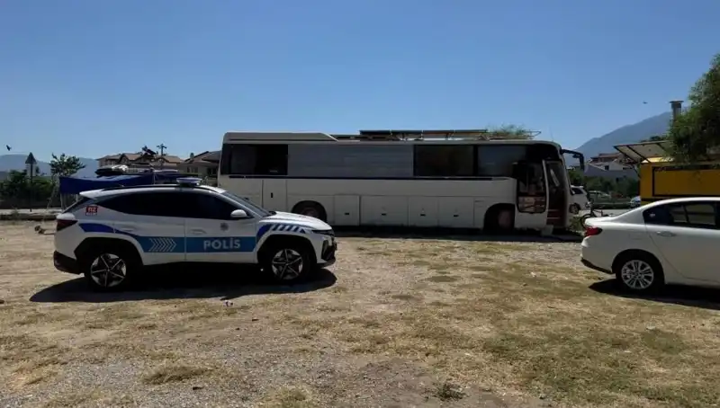 Fethiye'de Otobüste Yaşayan Şoförden Umut Tükenirken Gelen Acı Haber