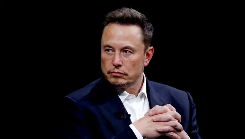Musk’ın Vizyonu: Robotlar Cerrahları Geçecek Mi?