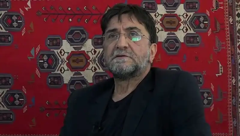 Son dakika: Gazeteci Nihat Genç, Hayatını Kaybetti!