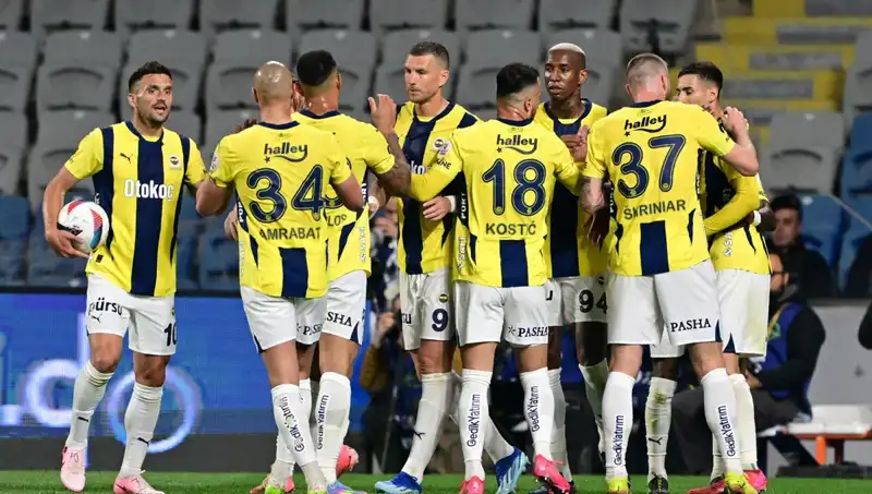 Fenerbahçe, Eyüpspor'a Karşı Dört Futbolcusunu Kaybetti!