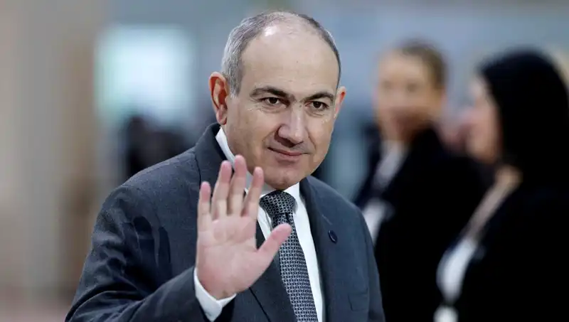 Ermenistan'da İktidar Krizi: Paşinyan'dan Çarpıcı Açıklamalar