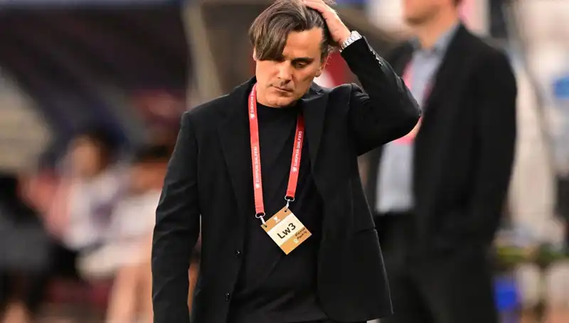 Montella, Performans Tartışmalarına Cevap Verdi: "Daha Çok Çalışmam İçin Motivasyon Oluyor"