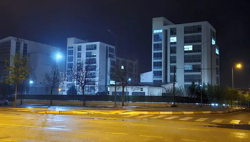 56 Öğrenci Yurtta Zehirlenme Şüphesi ile Hastaneye Kaldırıldı