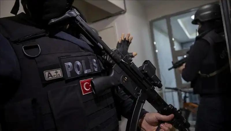 Afyon'da Şok Eden Operasyon: 26 Şüpheli Gözaltına Alındı!