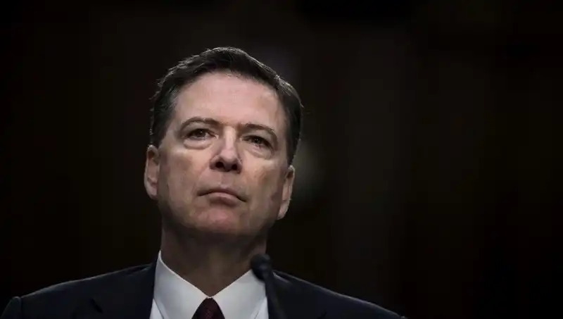 FBI’ın Eski Şefinden Trump’a Gizemli Mesaj: “4” Sayısı ne Anlama Geliyor?