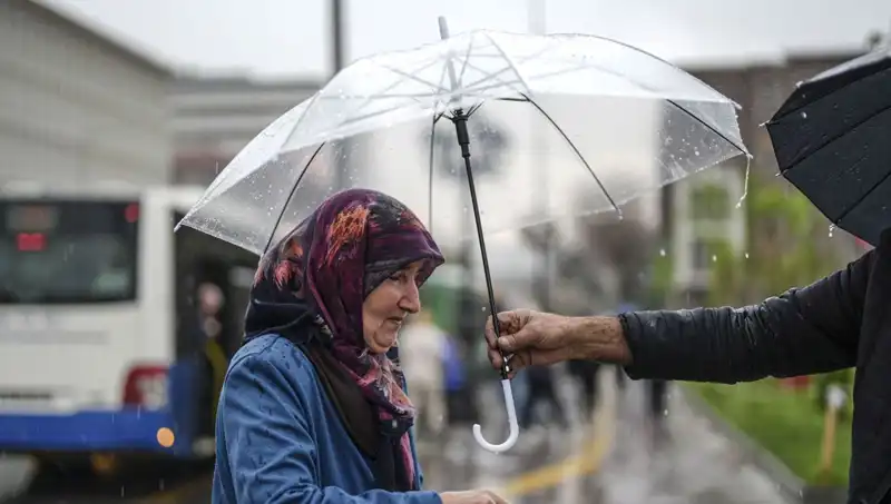 Türkiye Genelinde Şiddetli Sağanak Yağış ve Gök Gürültüsü Uyarısı