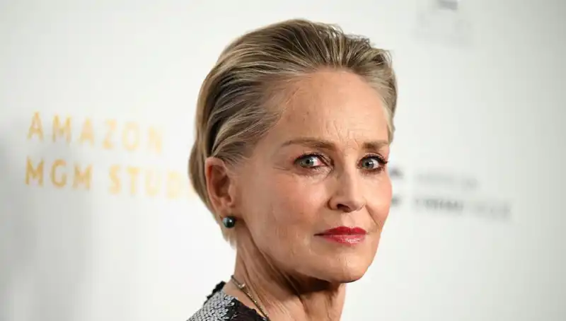Sharon Stone'un Kalbini Parçalayan Anne Acısı Sosyal Medyada Duyuruldu