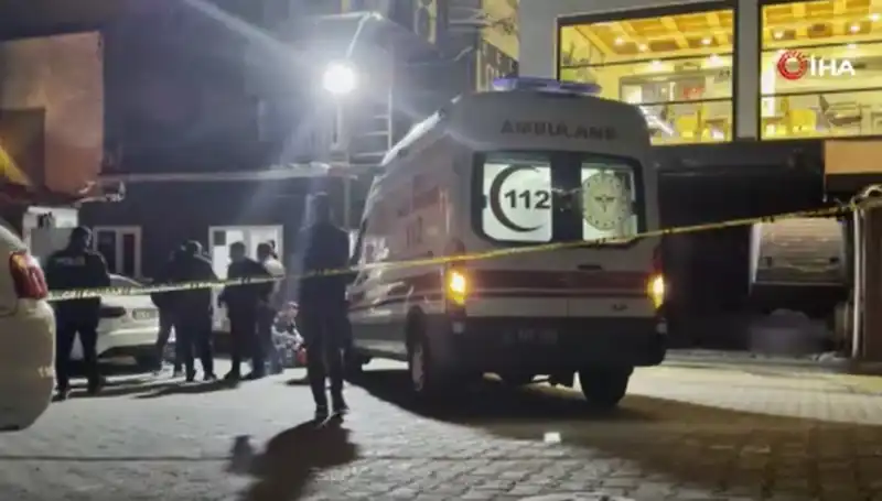 Gece Kulübü Önünde Akıl Almaz Cinayet: Alacak Verecek Faturası!